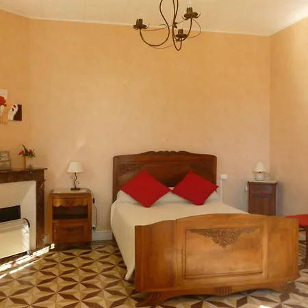 Les Marronniers بيت للعطل Villemade